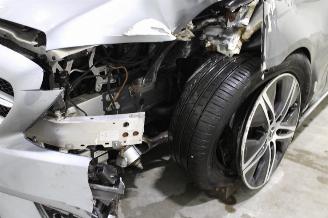 Mercedes C-klasse C 220 picture 23