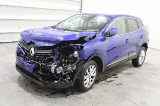 krockskadad bil auto Renault Kadjar  2022/9