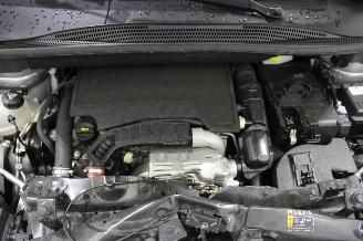 Opel Crossland X picture 15