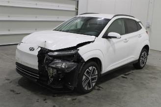 krockskadad bil auto Hyundai Kona  2023/3