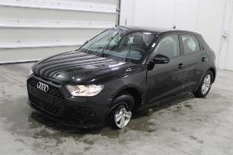 Unfallwagen Audi A1  2023/12