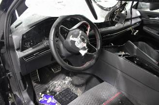Volkswagen Golf  picture 10
