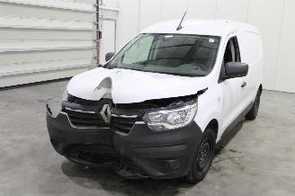 Vaurioauto  passenger cars Renault Express  2023/12