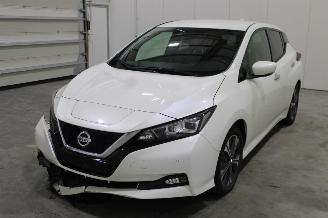 skadebil auto Nissan Leaf  2022/3