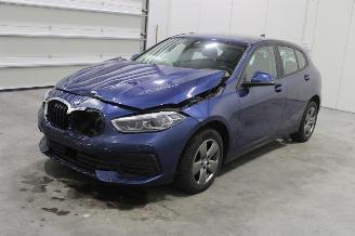 Auto incidentate BMW 1-serie 116 2023/3