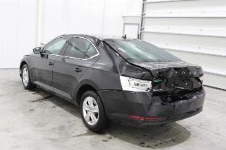 Skoda Superb  picture 4