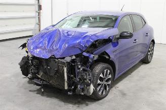 skadebil auto Renault Mégane Megane 2022/3