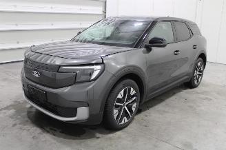 Vaurioauto  passenger cars Ford Explorer  2025/9