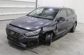 Coche accidentado Hyundai I-30 i30 2022/5