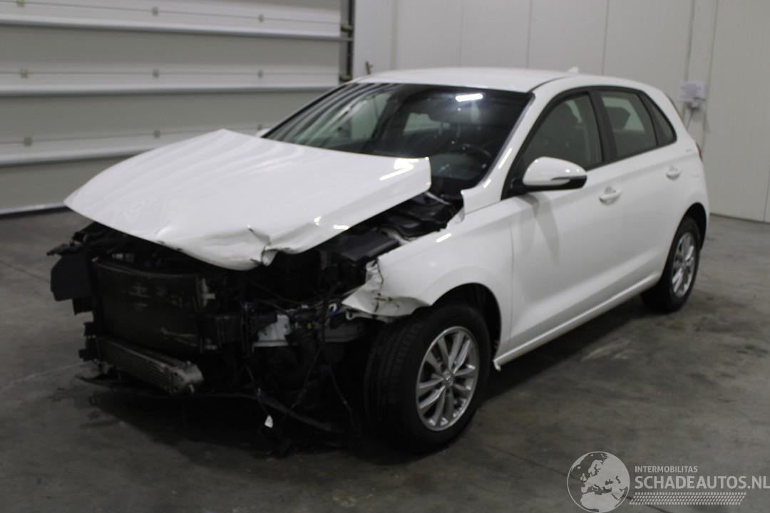 Hyundai I-30 i30
