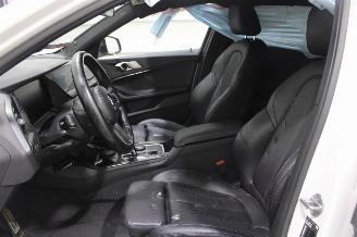 BMW 1-serie 118 picture 12