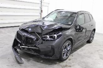 krockskadad bil auto BMW X1  2023/6
