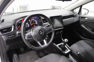 Renault Clio  picture 10