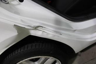 Renault Clio  picture 23