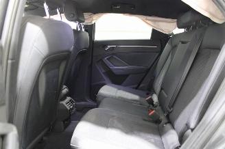 Audi Q3  picture 12