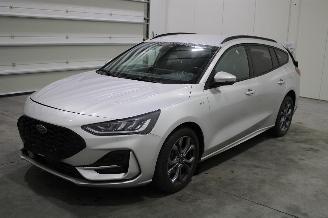 Voiture accidenté Ford Focus  2023/9