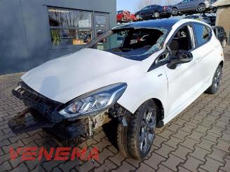 Coche siniestrado Ford Fiesta Fiesta 7, Hatchback, 2017 1.0 EcoBoost 12V 100 2019