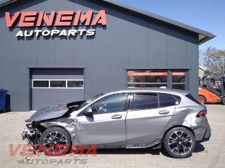 Vrakbiler auto BMW 1-serie 1 serie (F70), Hatchback, 2024 120 1.5 TwinPower Turbo 12V 2025/10
