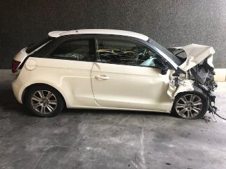Salvage car Audi A1 1200CC - 62KW - BENZINE - TFSI 2010/1