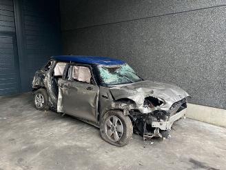 Vrakbiler auto Mini One F55 1.5D 2019 2019/1