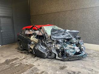 Uttjänta bilar auto Citroën C3 1.2 Vti 12V PureTech Hatchback  Benzine 1.199cc 60kW (82pk) FWD 2016-07 (SXHMZ; SWHMZ) EB2F; HMZ 2017/6