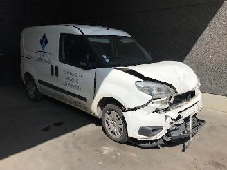 rozbiórka samochody osobowe Fiat Doblo (263) Van 2015 1.3 D Multijet Bestel  Diesel 1.248cc 66kW (90pk) FWD 2015/9