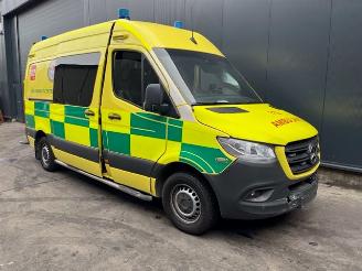 Uttjänta bilar auto Mercedes Sprinter 3,5t (907.6/910.6) Van 2021 319 CDI 3.0 V6 24V RWD Bestel  Diesel 2.987cc 140kW (190pk) RWD 2021/11