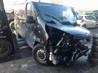 Coche siniestrado Renault Trafic  2021/6