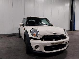 Uttjänta bilar auto Mini One Mini (R56), Hatchback, 2006 / 2013 1.6 Cooper D 16V 2010/6