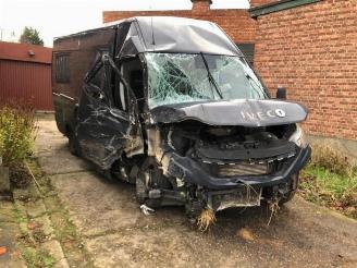 Coche siniestrado Iveco Daily  2020/1