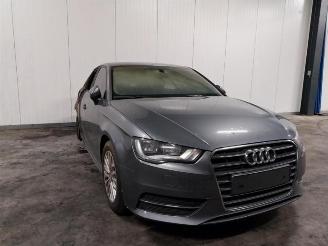 Salvage car Audi A3 A3 Sportback (8VA/8VF), Hatchback 5-drs, 2012 / 2020 1.6 TDI Ultra 16V 2016/1