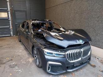 Salvage car BMW 7-serie 7 serie (G11/12), Sedan, 2015 / 2022 745e,Le 2019/5