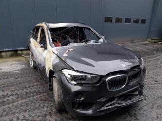 Coche siniestrado BMW X1 X1 (F48), SUV, 2014 / 2022 sDrive 18i 1.5 12V TwinPower Turbo 2019/6