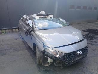 Coche siniestrado Hyundai I-20 i20 (BC3), Hatchback 5-drs, 2020 1.0 T-GDI 100 12V 2021/10