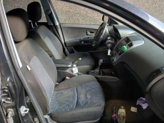 Kia Cee d Cee'd (EDB5), Hatchback 5-drs, 2006 / 2012 1.4 CVVT 16V picture 18