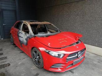 Coche siniestrado Mercedes A-klasse A (177.0), Hatchback, 2018 / 2026 1.3 A-200 Turbo 16V 2018/11