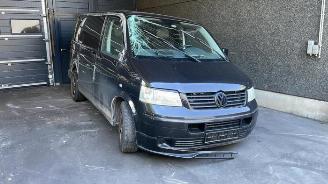 Vrakbiler auto Volkswagen Transporter Transporter T5, Van, 2003 / 2015 1.9 TDi 2009/1