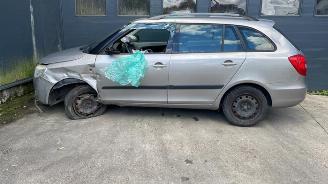 Skoda Fabia Fabia II Combi, Combi 5-drs, 2007 / 2014 1.2i 12V picture 4