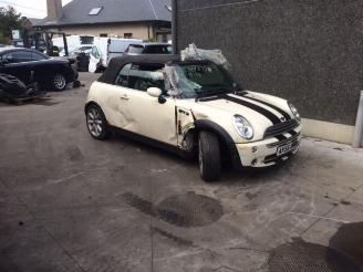 Coche siniestrado Mini Cooper cabrio  1600 benzine 2006/1