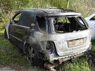 Démontage voiture Mercedes ML 320 diesel 2010/1