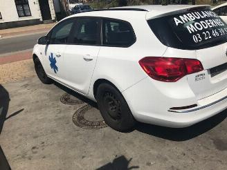 Autoverwertung Opel Astra 1600cc/diesel/6vit 2014/1