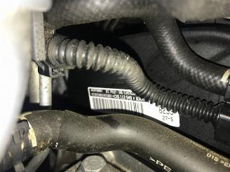 Volkswagen Golf golf 7 - 1200cc - benzine - automaat picture 5