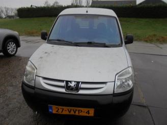 Salvage car Peugeot Partner Partner, Van, 1996 / 2015 1.6 HDI 75 2008/9