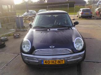 Auto da rottamare Mini Mini Mini One/Cooper (R50), Hatchback, 2001 / 2007 1.6 16V Cooper 2002/1