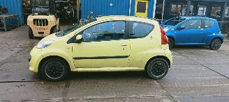 Peugeot 107  picture 2