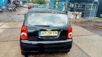 Kia Picanto  picture 3