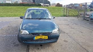 Tweedehands auto Opel Corsa Corsa B (73/78/79) Hatchback 1.4i Swing,Joy,Sport,GLS (X14SZ) [44kW]  (03-1993/09-2000) 1997/8