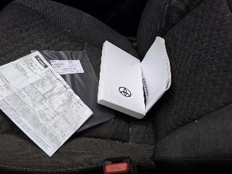 Toyota Yaris Cross yaris cross 2024 hybride GERESERVEERD schroefwerk Automaat first edition groot navi 12950km airbags ok picture 15