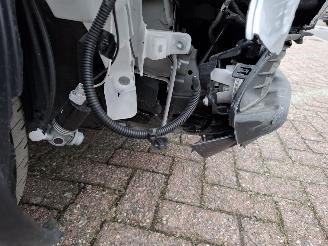 Toyota Yaris Cross yaris cross 2024 hybride GERESERVEERD schroefwerk Automaat first edition groot navi 12950km airbags ok picture 12