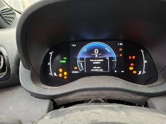 Toyota Yaris Cross yaris cross 2024 hybride GERESERVEERD schroefwerk Automaat first edition groot navi 12950km airbags ok picture 14